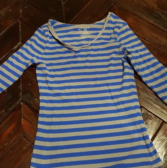 No Boundaries Tops - Gray and blue long sleeve shirts
